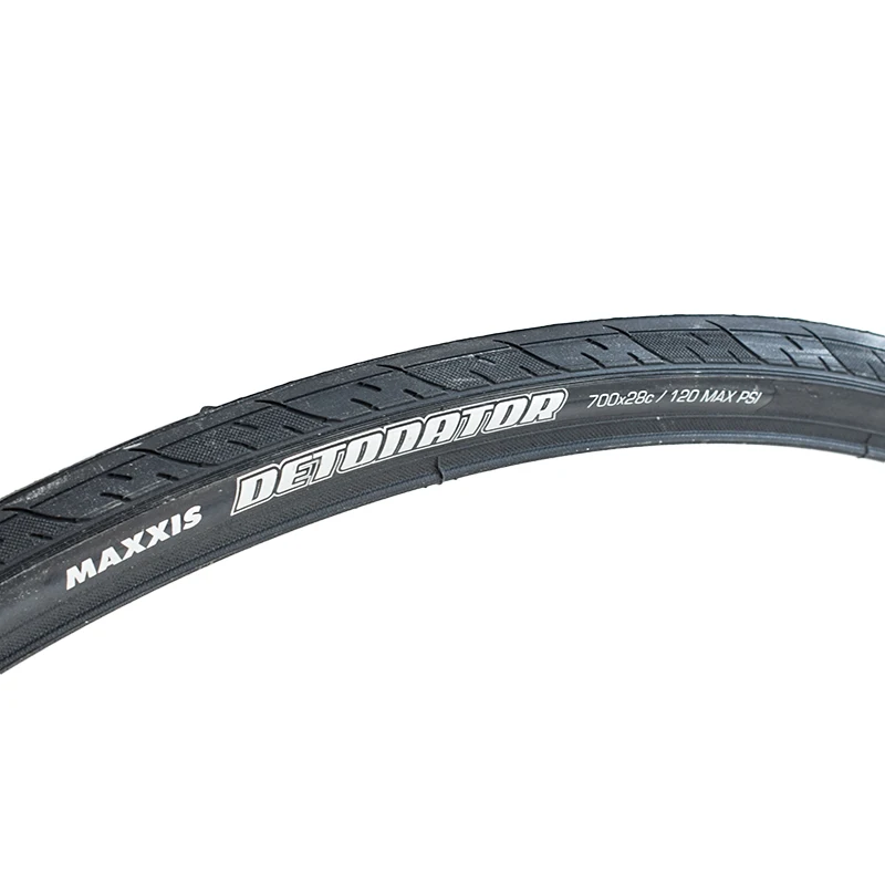 Pneu Vélo De Route Maxxis Detonator 700x23 – Pliable – Neuf (bleu-noir)
