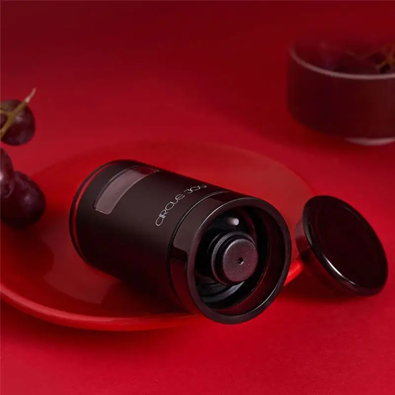 

CIECLE JOY CJ-JS03 Red Wine Electric Automatic Preservation Vacuum Fresh Keeper USB Charging With LED Display Bottles Stopper