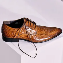 Vintage British Man Dress Shoe Genuine Leather Crocodile Pattern Oxfords Pointed Toe Lace Up Men Wedding Flats US 11.5 Vintage British Man Dress Shoe Genuine Leather Crocodile Pattern Oxfords Pointed Toe Lace Up Men Wedding Flats US 11.5