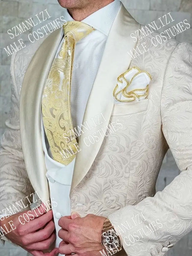 New-Style-Men-Suits-Beige-and-White-Groom-Tuxedos-Shawl-Satin-Lapel-Groomsmen-Wedding-Best-Man_副本