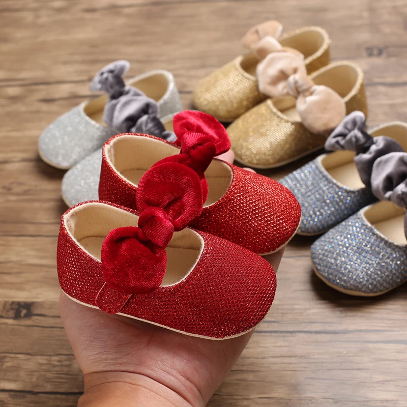 Обувь с бантом для новорожденных маленьких девочек 0-18 месяцев нескользящая обувь принцессы для маленьких девочек обувь для малышей с блестками для малышей