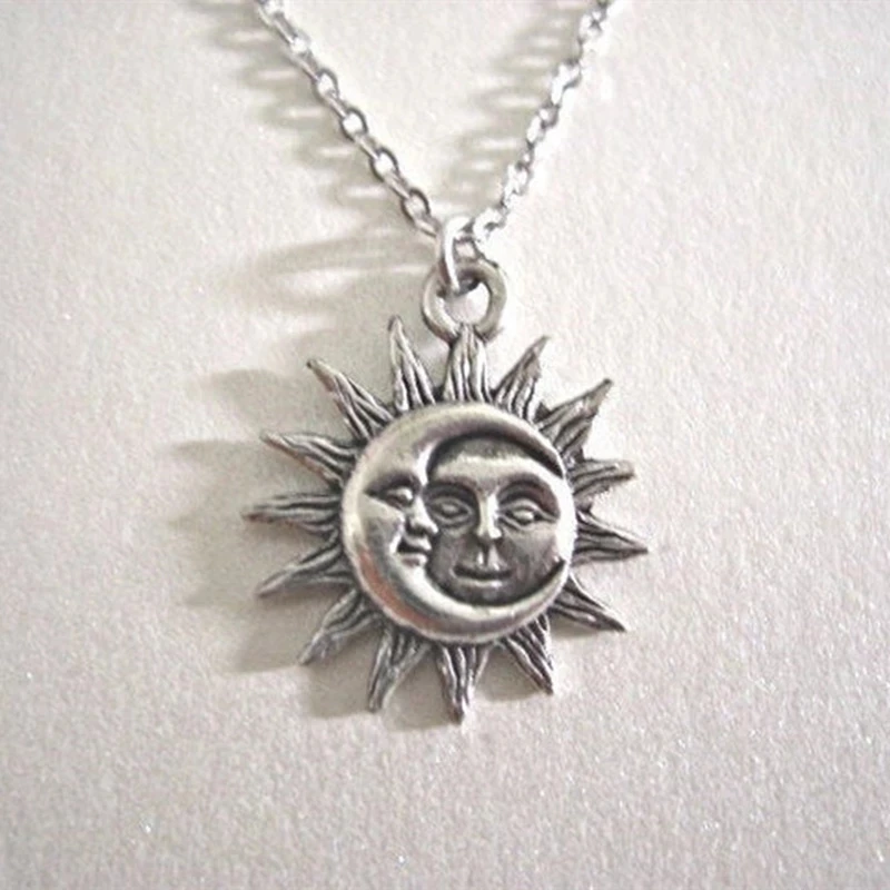 Dainty-Gold-Silver-Color-Sun-and-Moon-Necklace-Charm-Pendant-Necklaces-for-Women-Famale-Wedding-Jewelry.jpg_.webp_Q90.jpg_.webp_.webp (1)