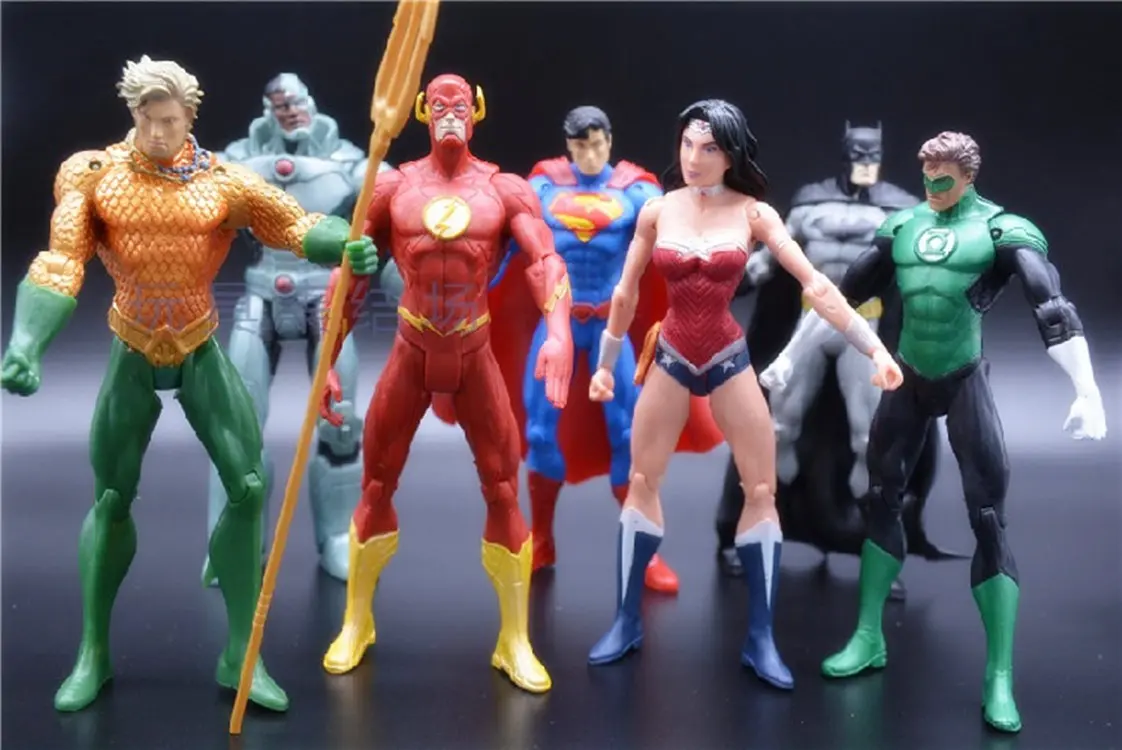 

Toy Batman Superman Neptune Green Lantern Flash Wonder Woman Justice 7 Alliance Model Garage Kit