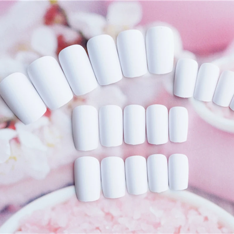24pcs/Set European Long Matte False Nails Square Head Full Finished White Nail Art Decoration Fake Nails Faux Ongles with Glue