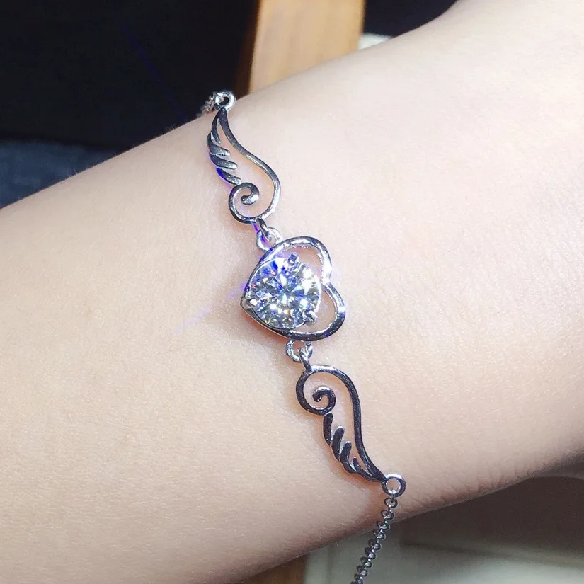 

Exquisite Silver Color Hollow Angel Wing Heart Bracelet White AAA Zircon Crystal Bracelet Party Women's Jewelry Xmas Lover Gift