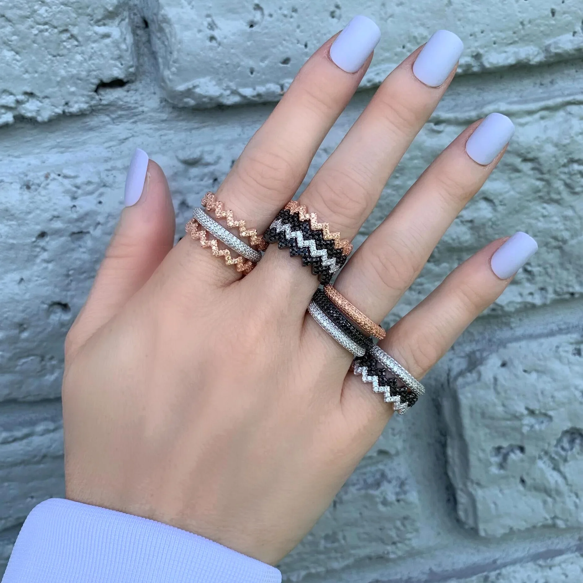 

Twist Wrap Wave Sparkling CZ Finger Ring Women Wedding Engagement Jewelry elegant stackable thin black cz ring 2018high quality