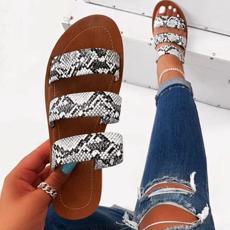 

2020 Snake Three-layer Non-slip Outdoor Slippers 2019 Women Fashion Beach Shoes Sandals Flat Bottom Ladies Slippers
