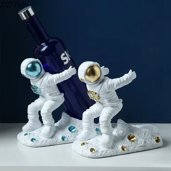 

Resin Astronaut Wine Rack Coffee Table Desktop Red Wine Beverage Tray Adornment Cosmonaut Liqueur Support Ornaments Home Decor