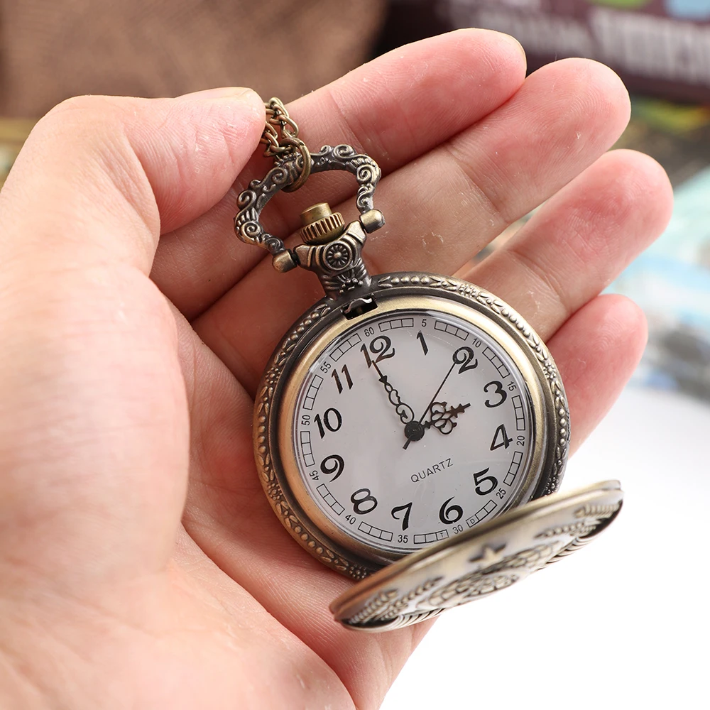 

Vintage USSR Soviet Sickle Hammer Style Quartz Pocket Watch Necklace Bronze Pendant Clock Unisex Watch