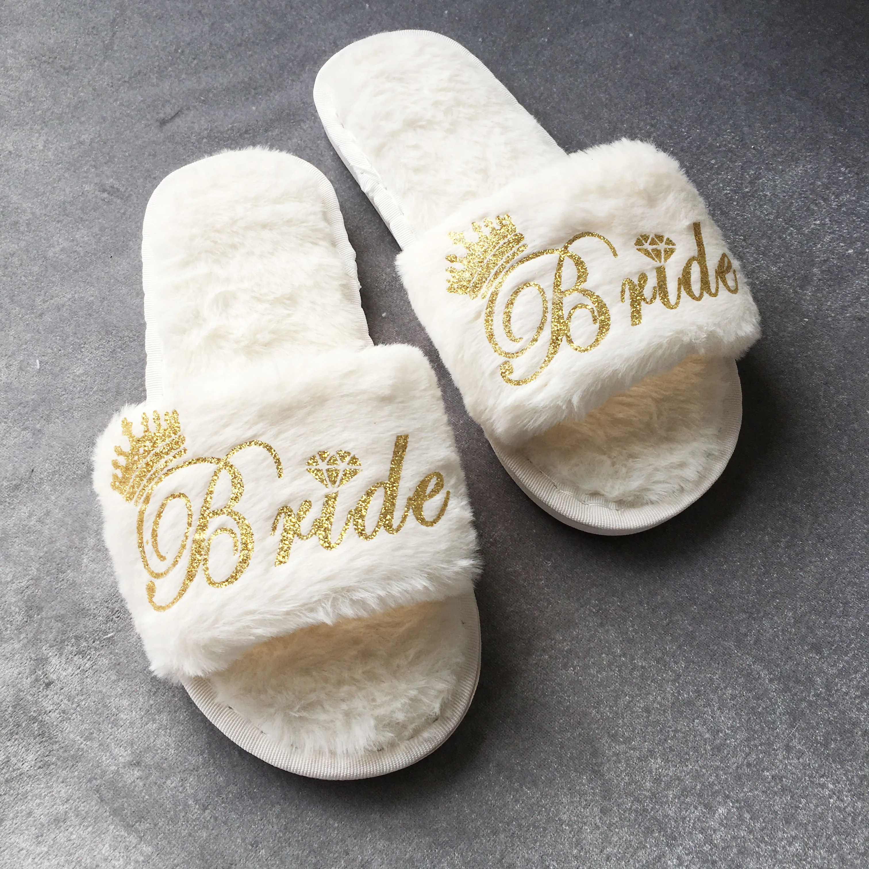 1pairs Personalized Flurry Female Home Sandal New Years Birthday Gift Custom Best Friend Wedding Bride Slippers Bridesmaid Gifts