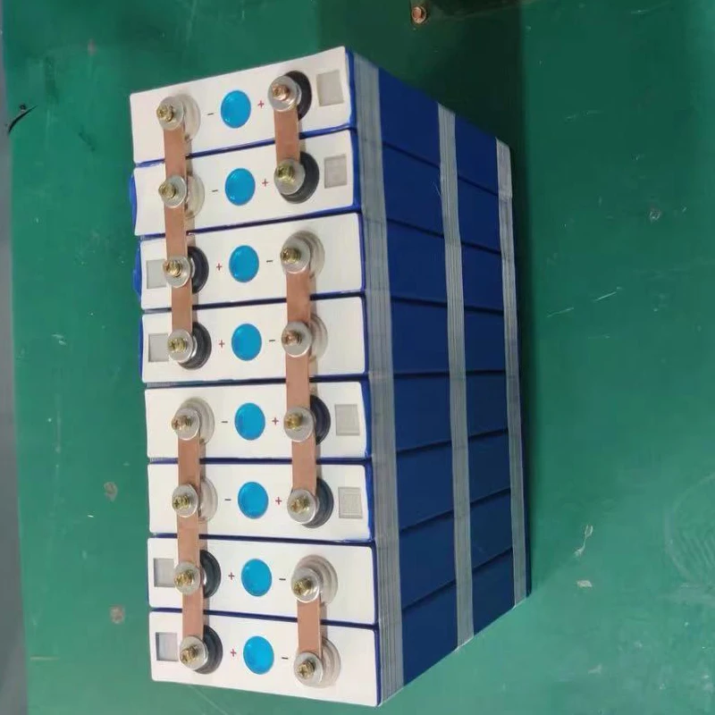 3,2 v 280Ah перезаряжаемая батарея Lifepo4 с разъемом для хранения энергии EV Солнечный уличный светильник электромобиль