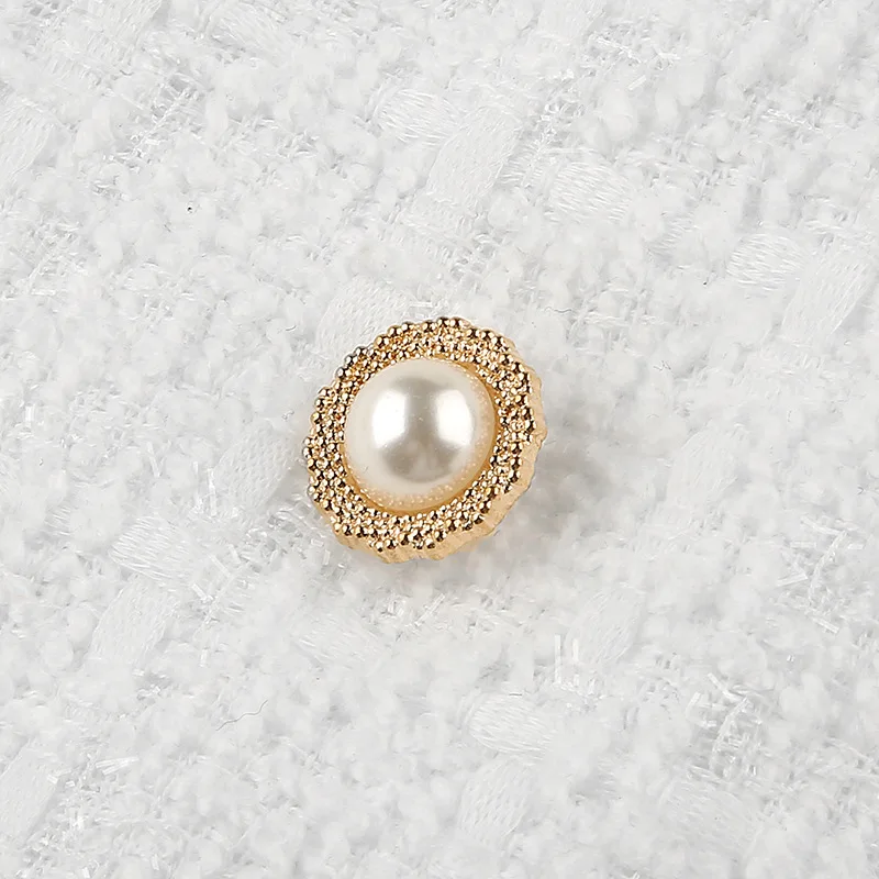 12569713588_1045645777