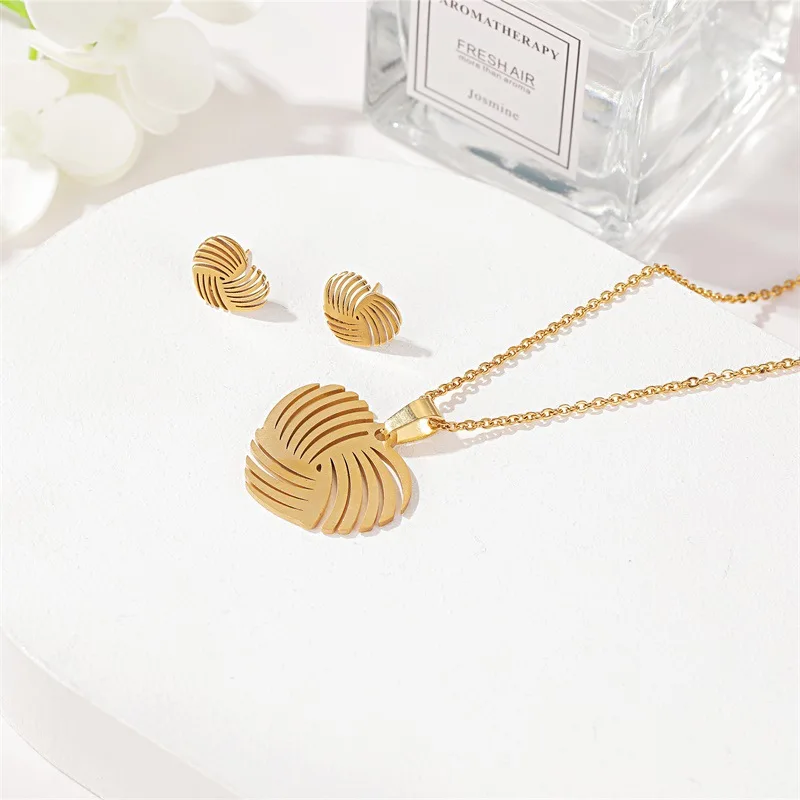 14362050287_2130544268