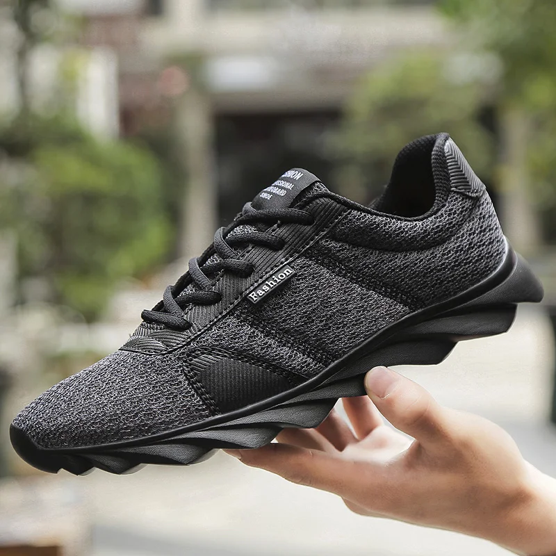 Damyuan Winter Hot Selling Fashion Comfortable Flying Weaving Man Sneakers Shock Absorbing Elevating Leisure Running Shoes