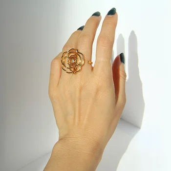 

Timeless Wonder Brass Glam Rhinestone Camellia Rings Women Jewelry Gothic Boho Top Runway Gold Gown Gifts Rare New Trendy 3521
