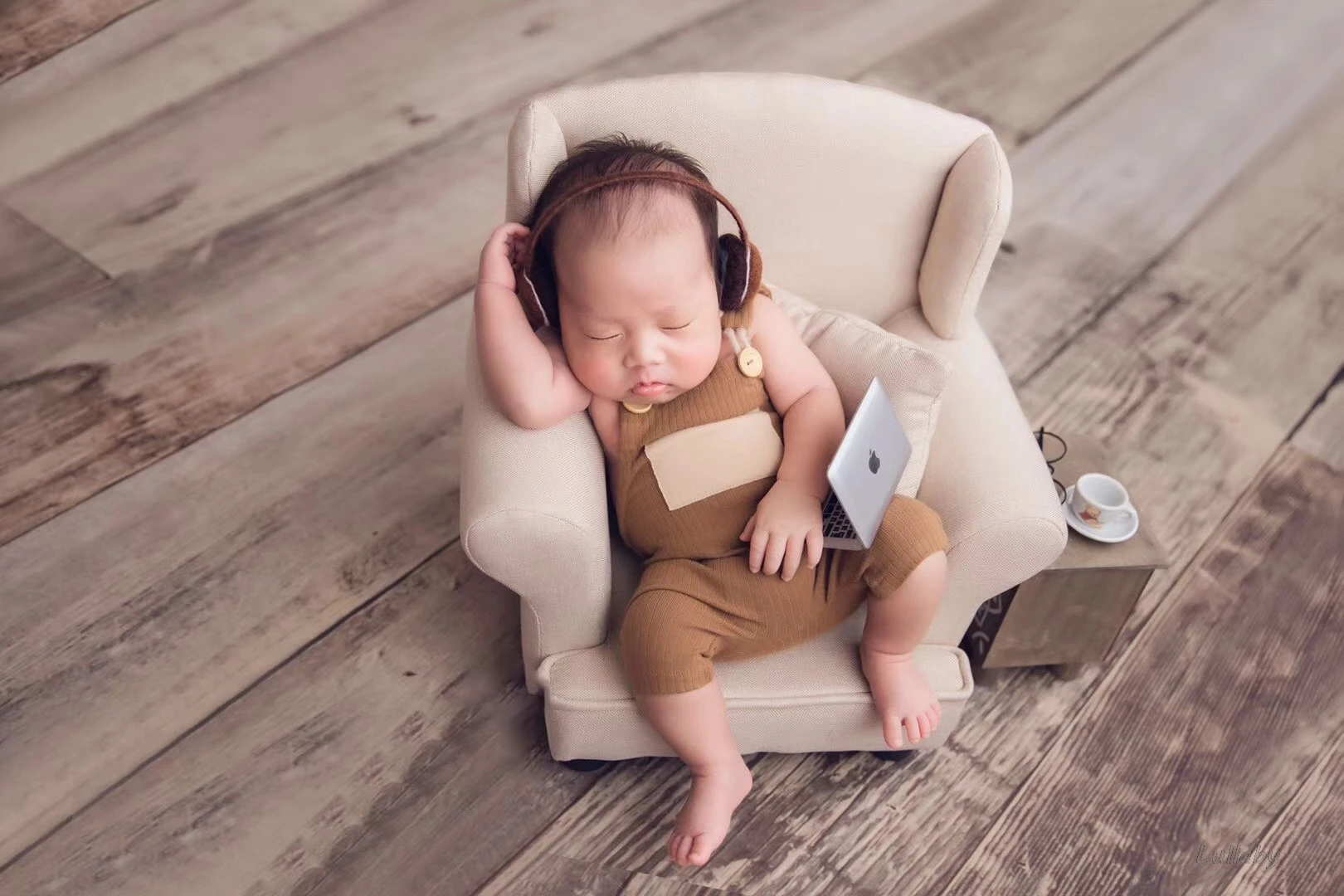 aby Photography Props Mini Laptop Infant Shoot Accessories Creative Props Baby Photo Shoot Small Props Studio Novel Decorations