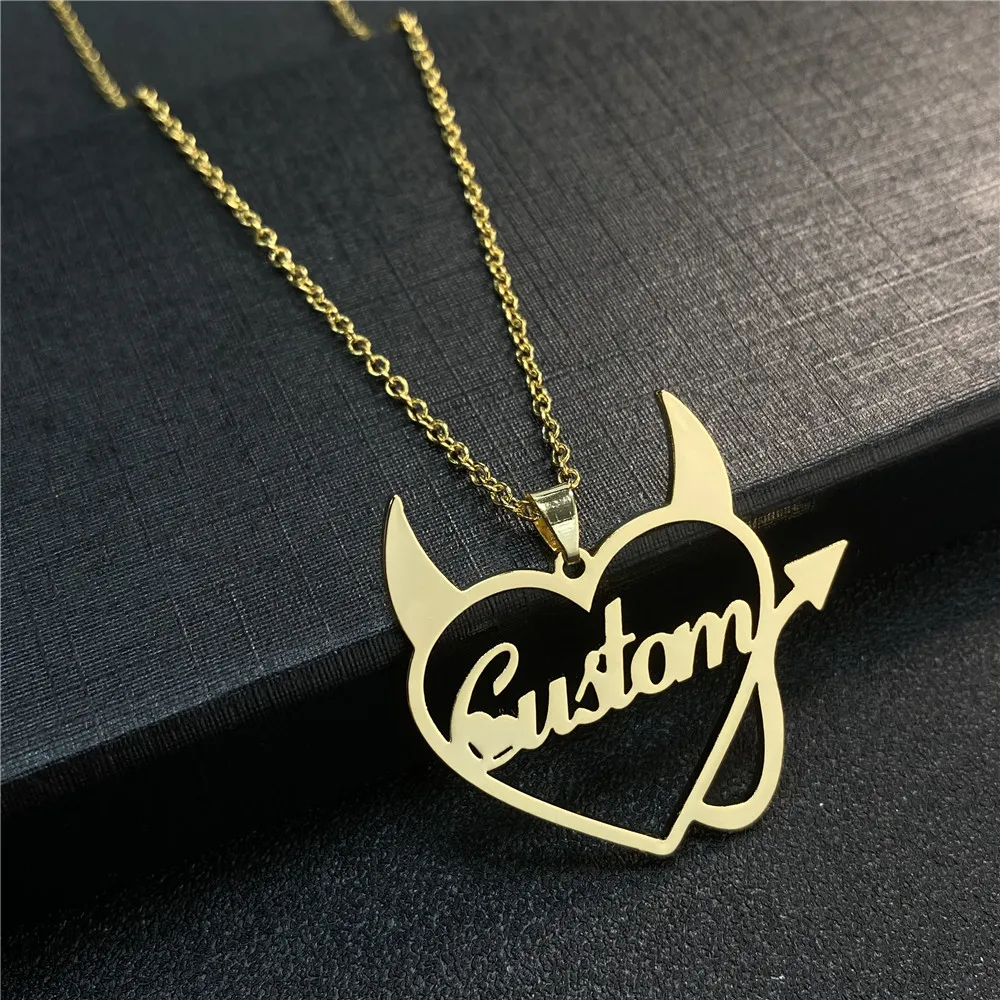 KristenCo Custom Name Necklace Hollowed 