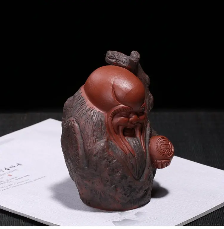 лепим из глины. бог хнум лепит людей. чайная фигурка-хамелеон мудрец. хнум бог египта. фигурки людей из глины.