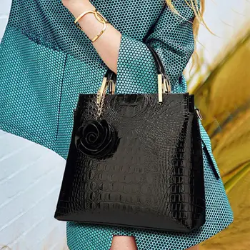 

Fashion Women Leather Tassel Shoulder Bag Tote Top-Handle Purse Satchel Crossbody Messenger Handbag 517D