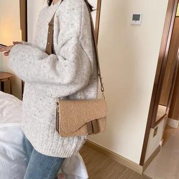 

Fashion New Female Women Bag Plush Bag Crossbody Bag Small Square Handbags Fashion Wide Shoulder Strap Plush Shoulder Bag