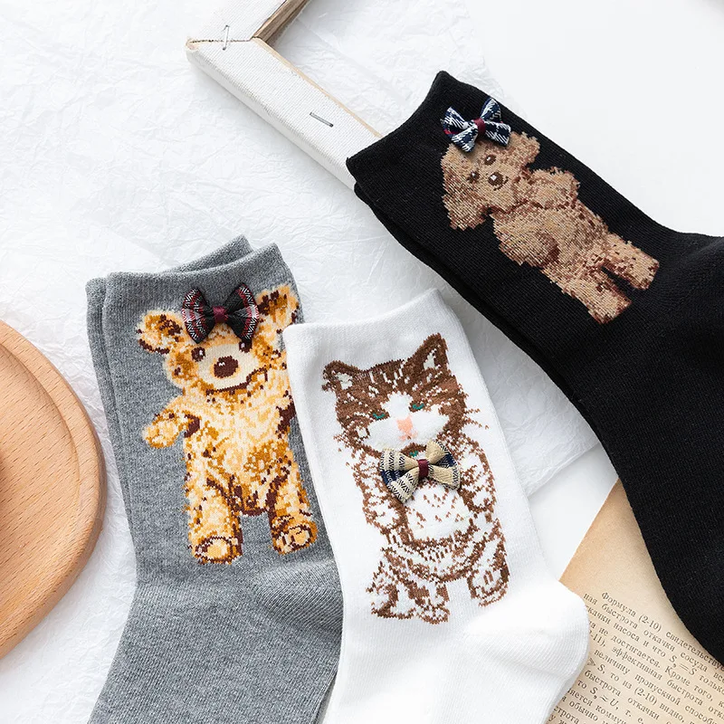 

1 Pair of Lovely Autumn Cartoon Bear Socks Bow College Wind and Day Department Casual Versatile White Cotton Female Socks