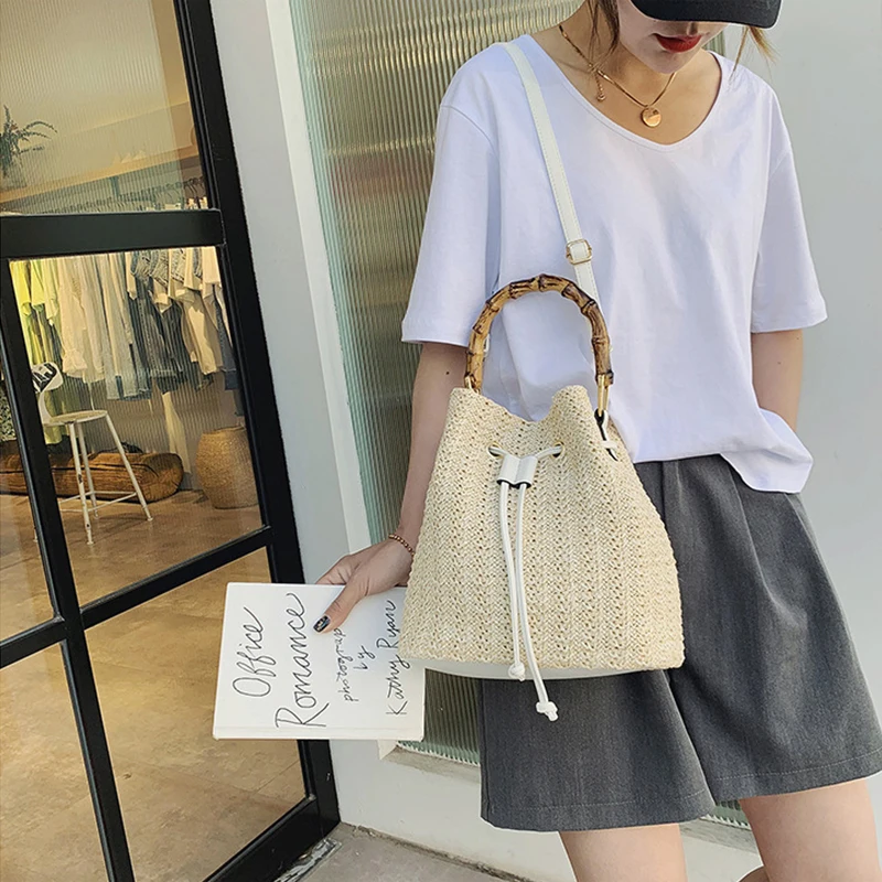 Woven Straw Ladies Bucket Bag Summer Beach Crossbody Bag For Women Retro Phone Travel Shoulder Bags Small Banboo Handle Handbags