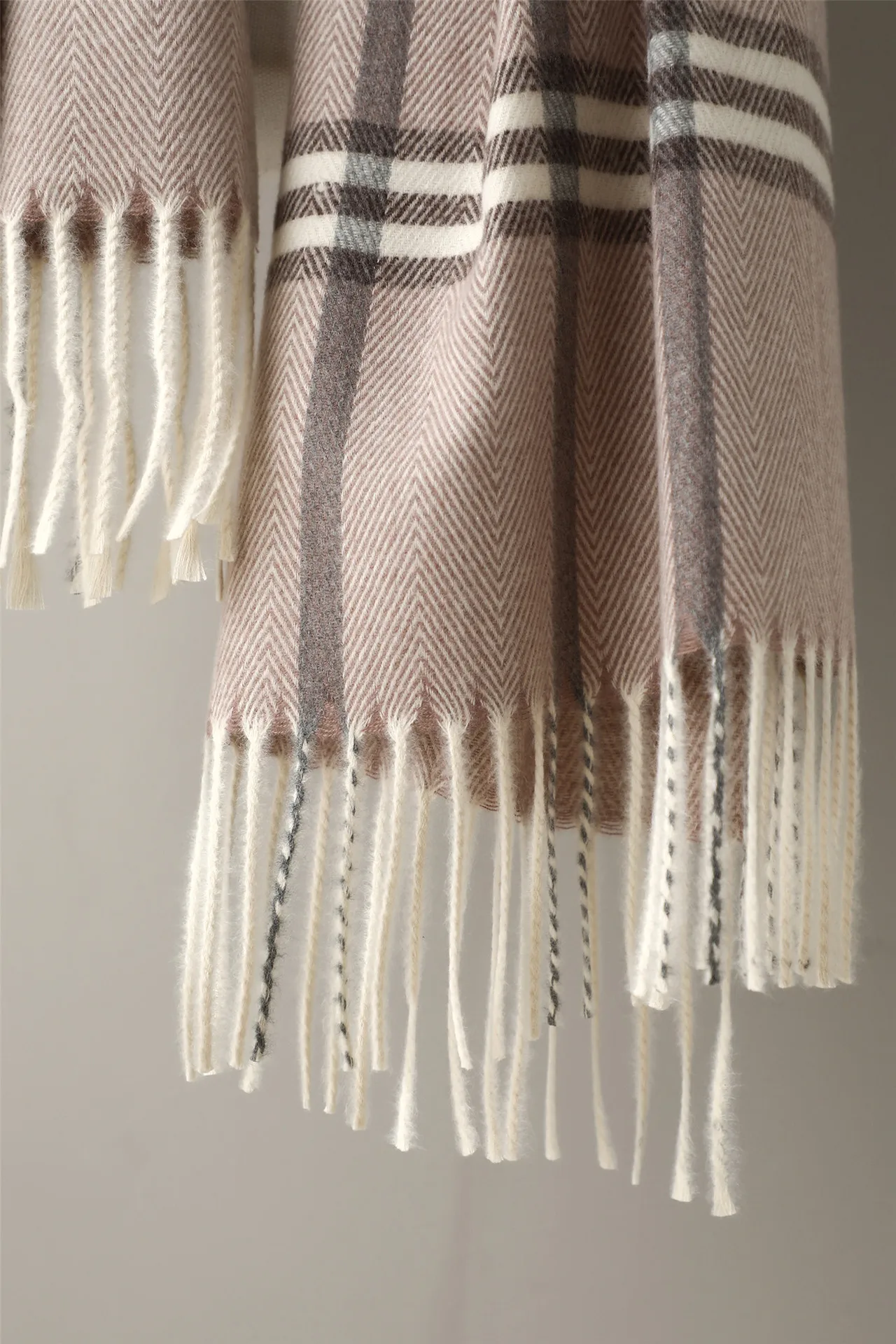 Новые осенние и зимние модные полосатые шарфы с кисточками из хлопка и льна, женский длинный шарф, Женская кашемировая накидка для офиса
