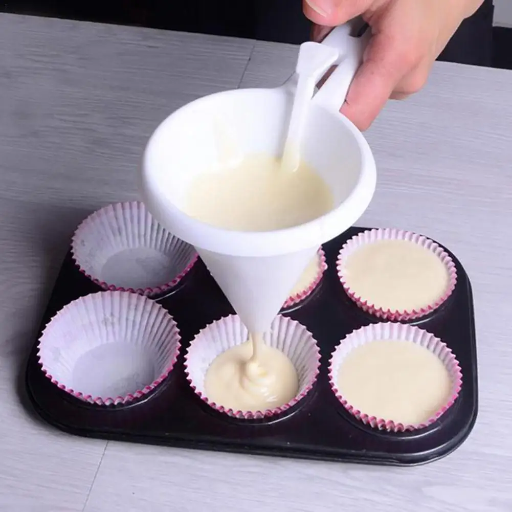 

Adjustable Icing Candy Kitchen Funnel Chocolate Pastry Batter Dispenser Cream Cookie Cupcake Pancake Muffin Funnel Baking Tools