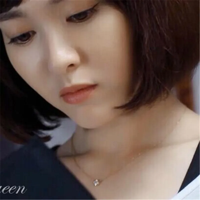 

Color Gold 18k Rose Gold Single Diamond Necklace Short Choker Fine Simple Women's Necklace Tang Yan Decorative Pendant