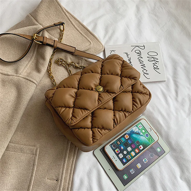 Маленькая женская сумка новинка 2019 для отдыха универсальная текстура на одно