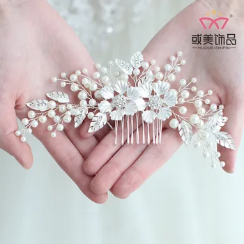 

S8205 npason 2020 new wedding accessories bride pearl hand comb delicate wedding headwear wholesale