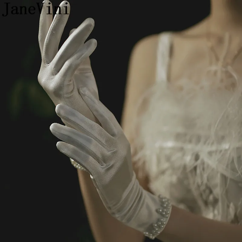 21321007097_215129609