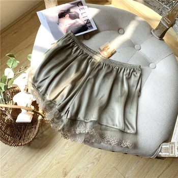 

2020 spring and summer new loose casual wild thin lace shorts