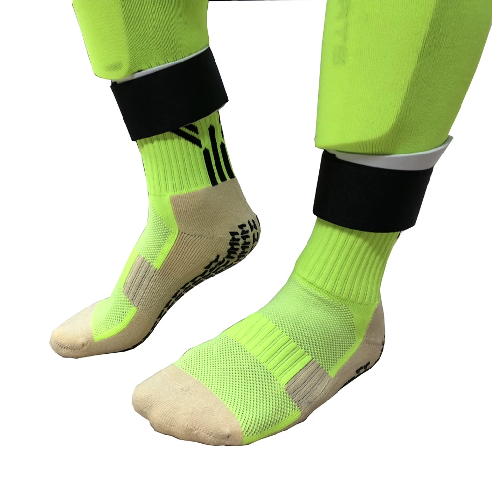 1 Pair High Quantity Fixed Leg Sports Protective Gear Belt Soccer Socks Leggings Guards Guardian Calf Fixing Strap Black White