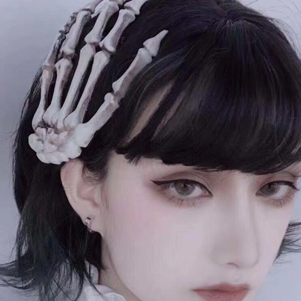 

Rosetic Punk Style Dark Gothic Hand Bone Hair Clip Headdress Button Black Hair Hoop Gothic Dark Female 2020 Women Hair Clip