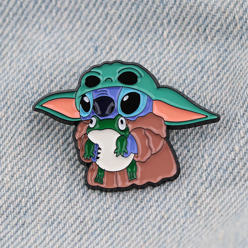 Épingles en émail en métal de dessin animé de point, broche de bébé Yoda, badges mignons de grenouille, épinglette de chemise en denim en métal, accessoires de bijoux, LB2923