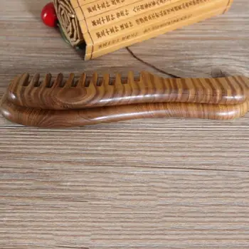

2019 1PCS Fashion Handmade Wooden Sandalwood Hair Combs Head Massager Wide Tooth Comb for Hair Styling Tools