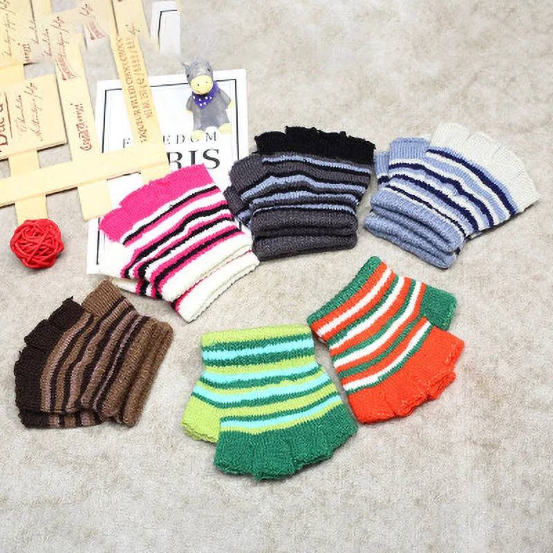 

1Pairs/lot Korean version of the winter insulation new baby gloves children's knitted half finger gloves