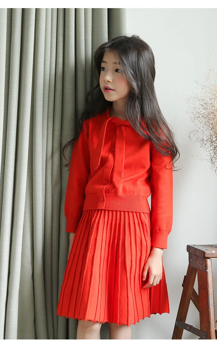 

Chic Orange Red Knit Suits for Girls