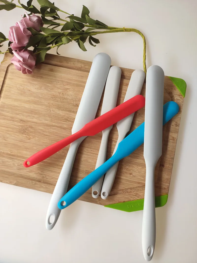 1PC Silicone Spatula Set Heat Resistant Cake Cream Butter Spatulas Mixing Scraper Baking Pastry Tools Kitchen Knife XB 003