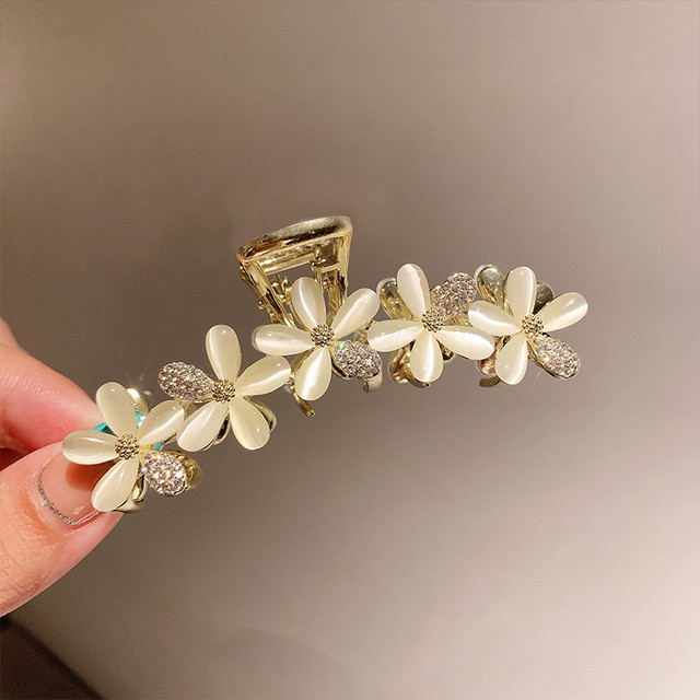 New Temperament  Flower Rhinestone Shark Clip Catch Clip Headdress Hair Catch Back Head Hairpin Hair Accessories Jewelry