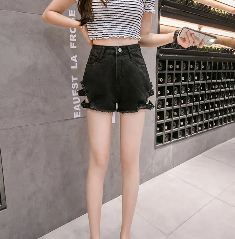 8808284135_533704929