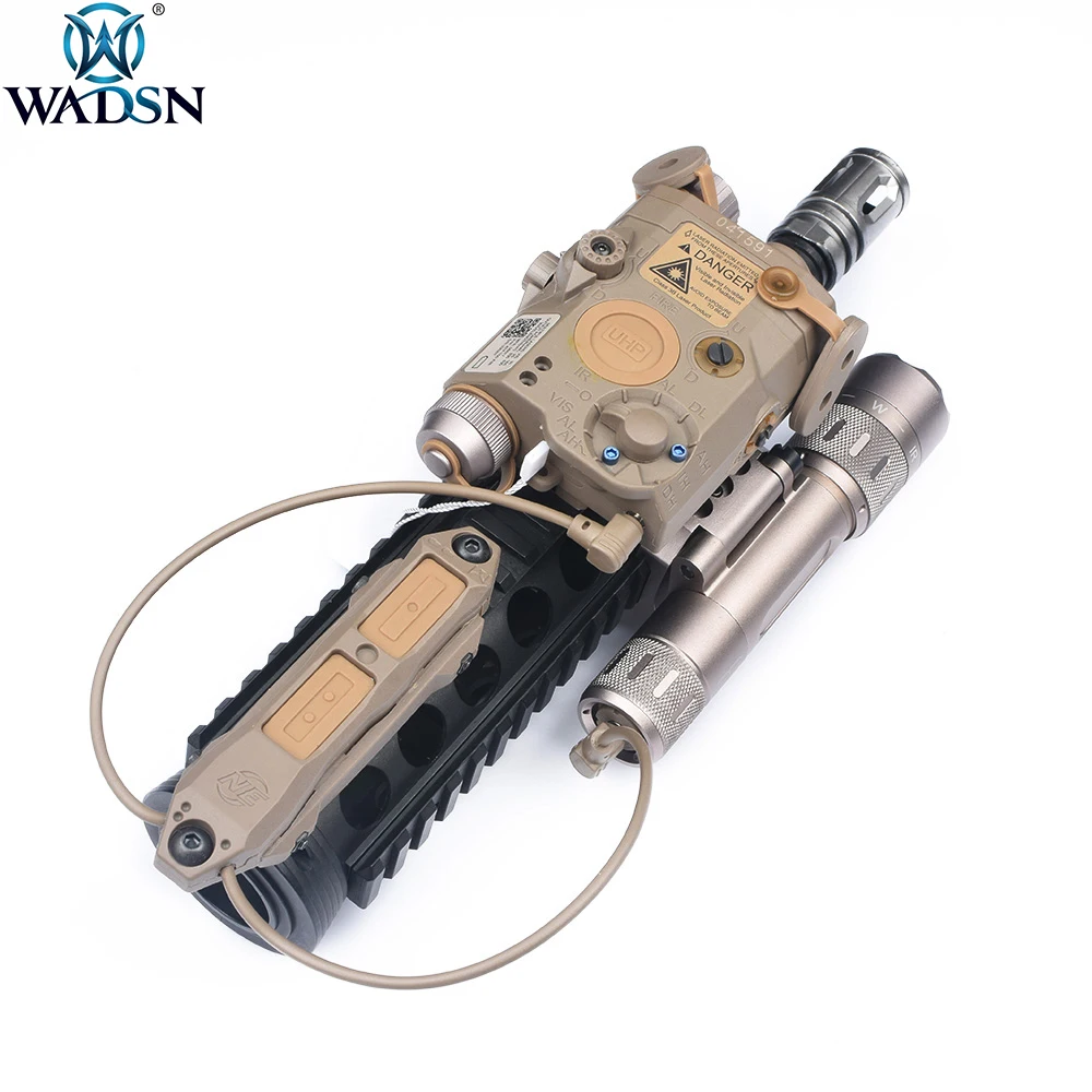 WADSN Страйкбол Тактический Двойной разъем 2,5 мм двойная функция увеличенного давления переключатель для PEQ15 M3X светильник Dbal-A2 PEQ-16A An/PEQ