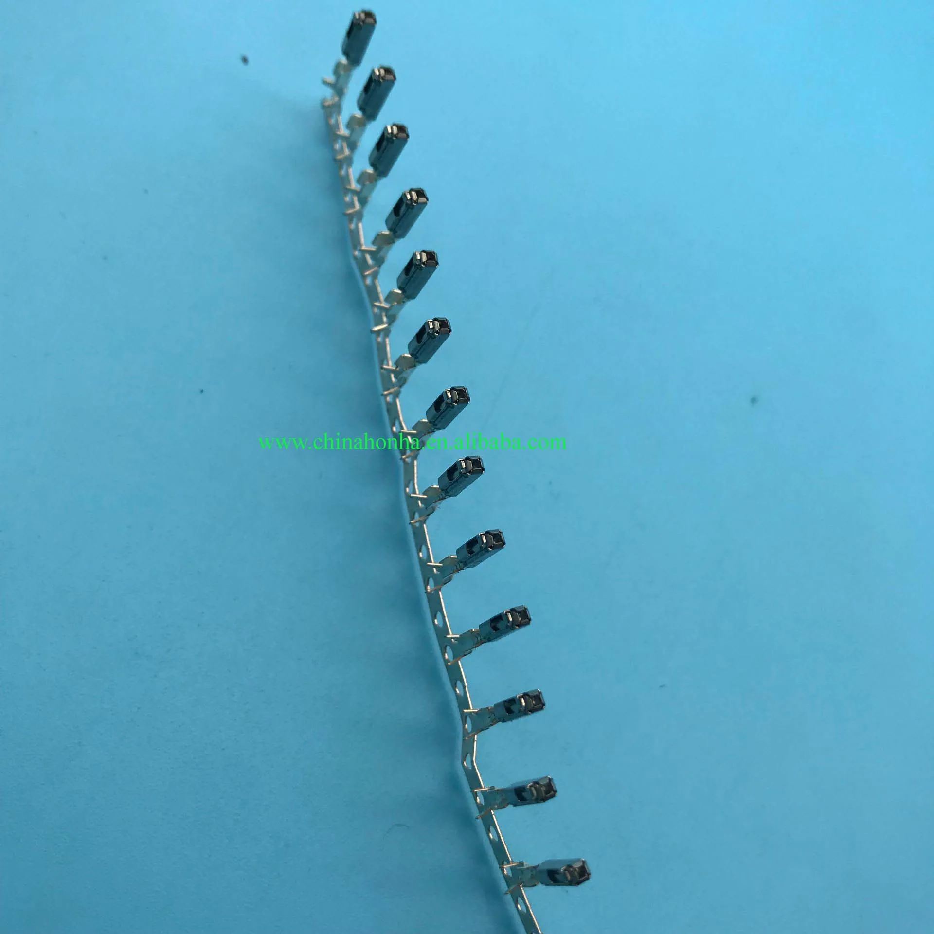 50Pcs 5-968221-1 Ecu Piccolo Sedile Terminale A Crimpare Pin Per L'Uso Con Ecu 284743-1 Mqs Socket Sostituire Amp Te Tyco Wire Crimp Terminal