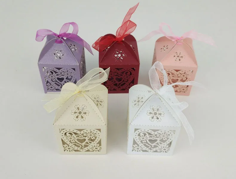 9221352255_213279762