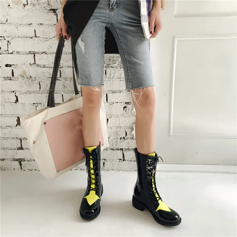YMECHIC/; ботильоны в готическом стиле на массивном блочном каблуке со шнуровкой и пряжкой; байкерские армейские ботинки в байкерском стиле; женская зимняя обувь; ботинки