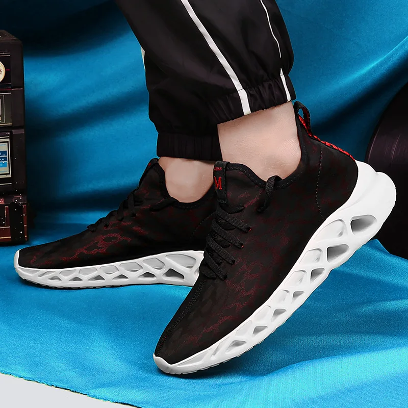 

Large Size Shoes Men's Thick Bottomed Extra High Fashion Shoe Punched Sheet Surface Athletic Shoes Teenager Running Shoes 46