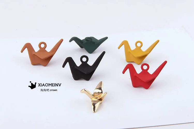 10pcsSpraypaint романтическая бумага подвески серьги для девочек материал ушей Diy