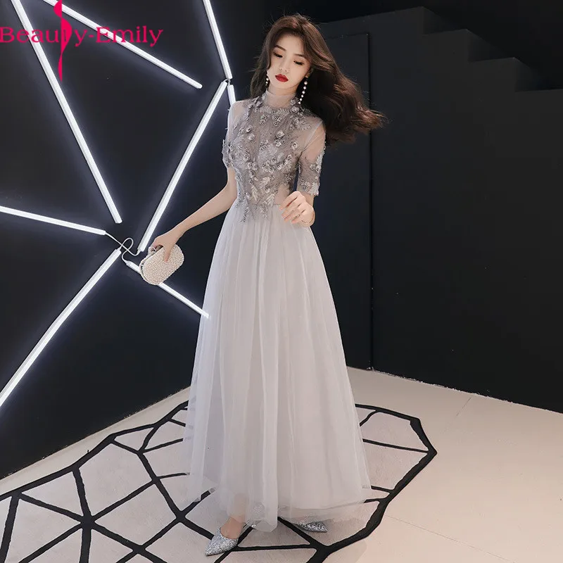 

Красивое Эмили 2020 очаровательное вечернее платье с высоким воротом и коротким рукавом Элегантное кружевное платье с аппликацией на молнии сзади Тюлевое платье для выпускного вечера можно под заказ