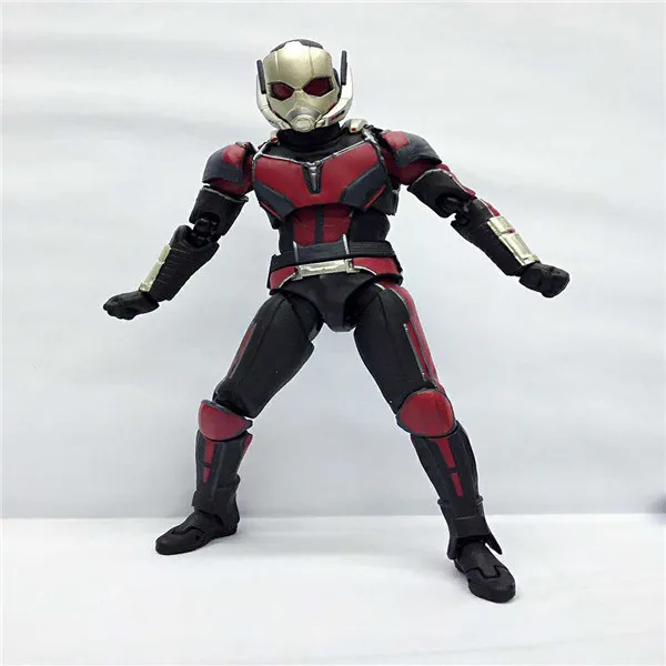 

Anime SHF America Captain 3 Civil War Ant-Man Qualified Mobile Garage Kit Model Ornaments